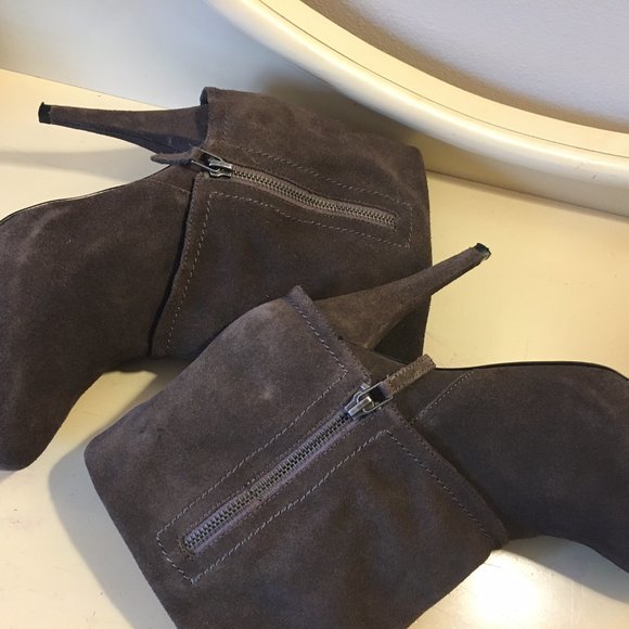 Bakers Brown Stiletto Suede ankle Fold Over boot - Picture 9 of 9